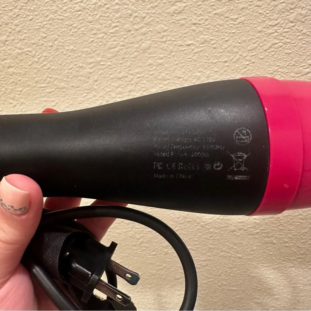 One Step Hair Dryer Volumizer Hot Air Hair Dryer Brush